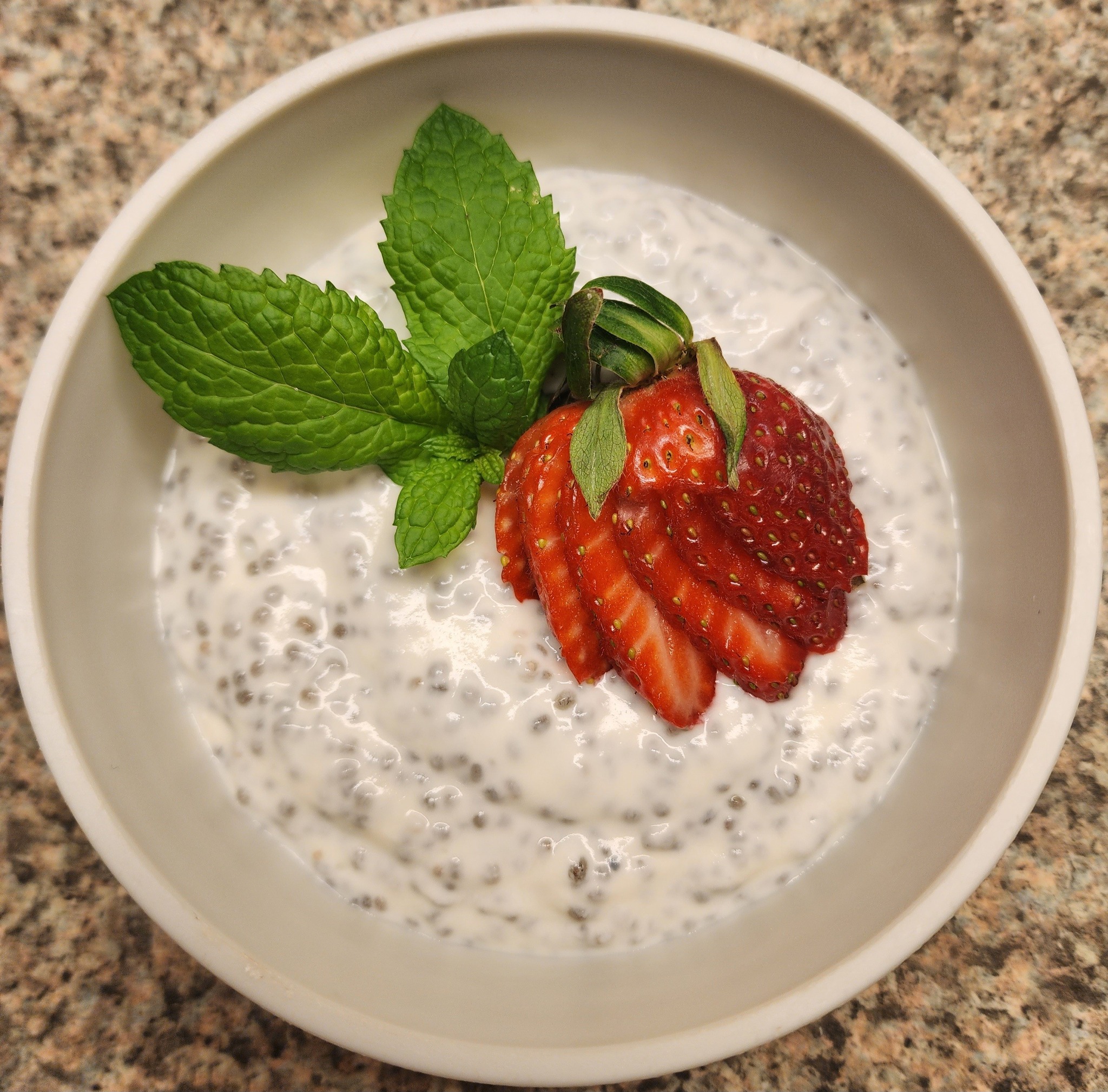 Image of overnight oats with chia and strawberries